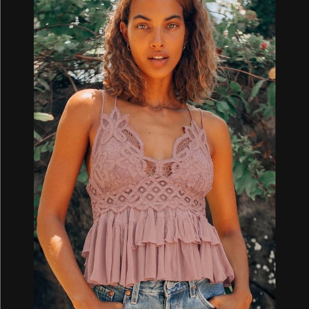 Adella cami mauve lace ruffled tank top